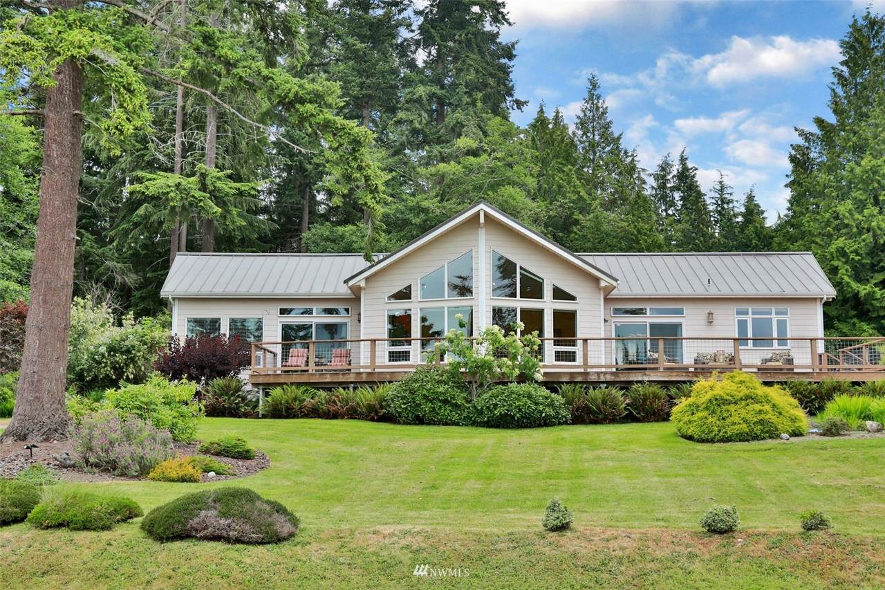 3623 Holmes View Drive - Photo 1