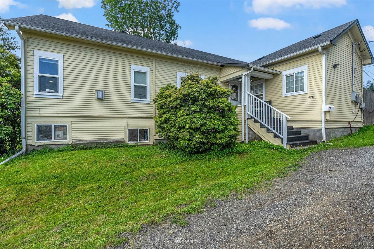 4216 Rucker Avenue - Photo 1