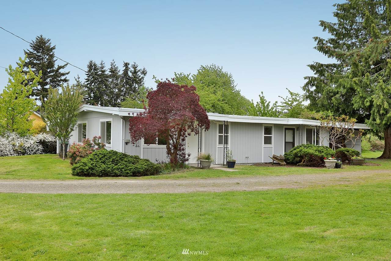 673 3rd Street - Photo 1
