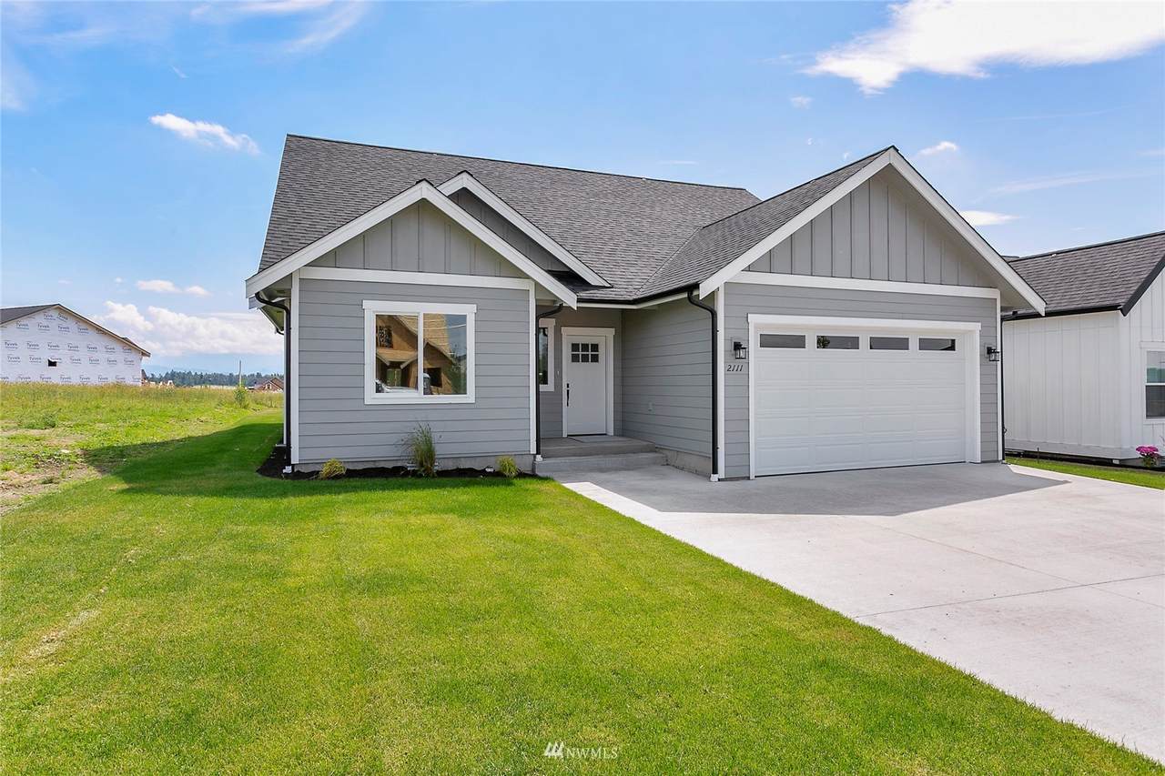 2111 Lagerwey Circle - Photo 1