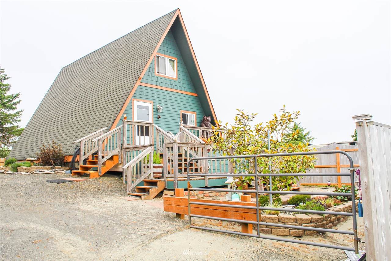 525 Ocean Shores Boulevard - Photo 1