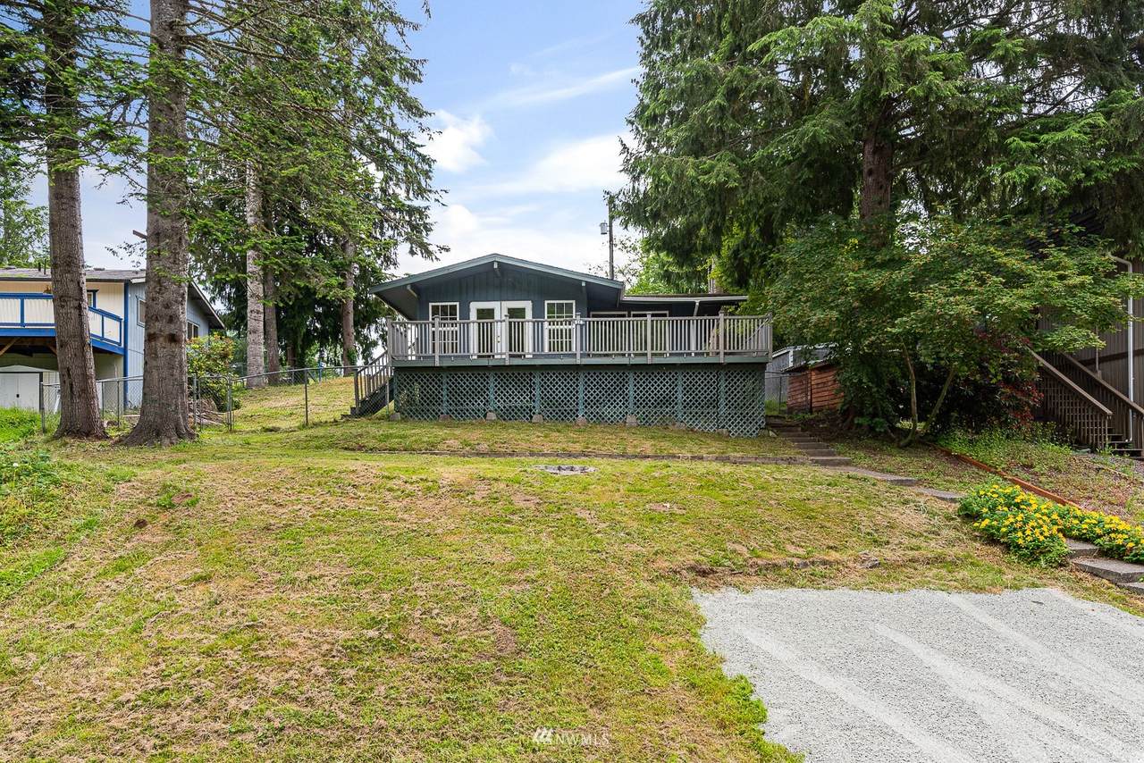318 Ridgeway Place - Photo 1