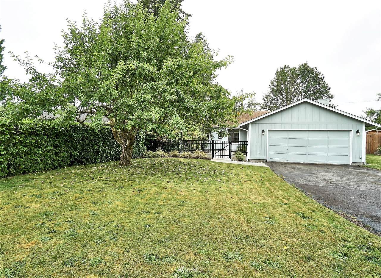 2315 Westlake Drive - Photo 1