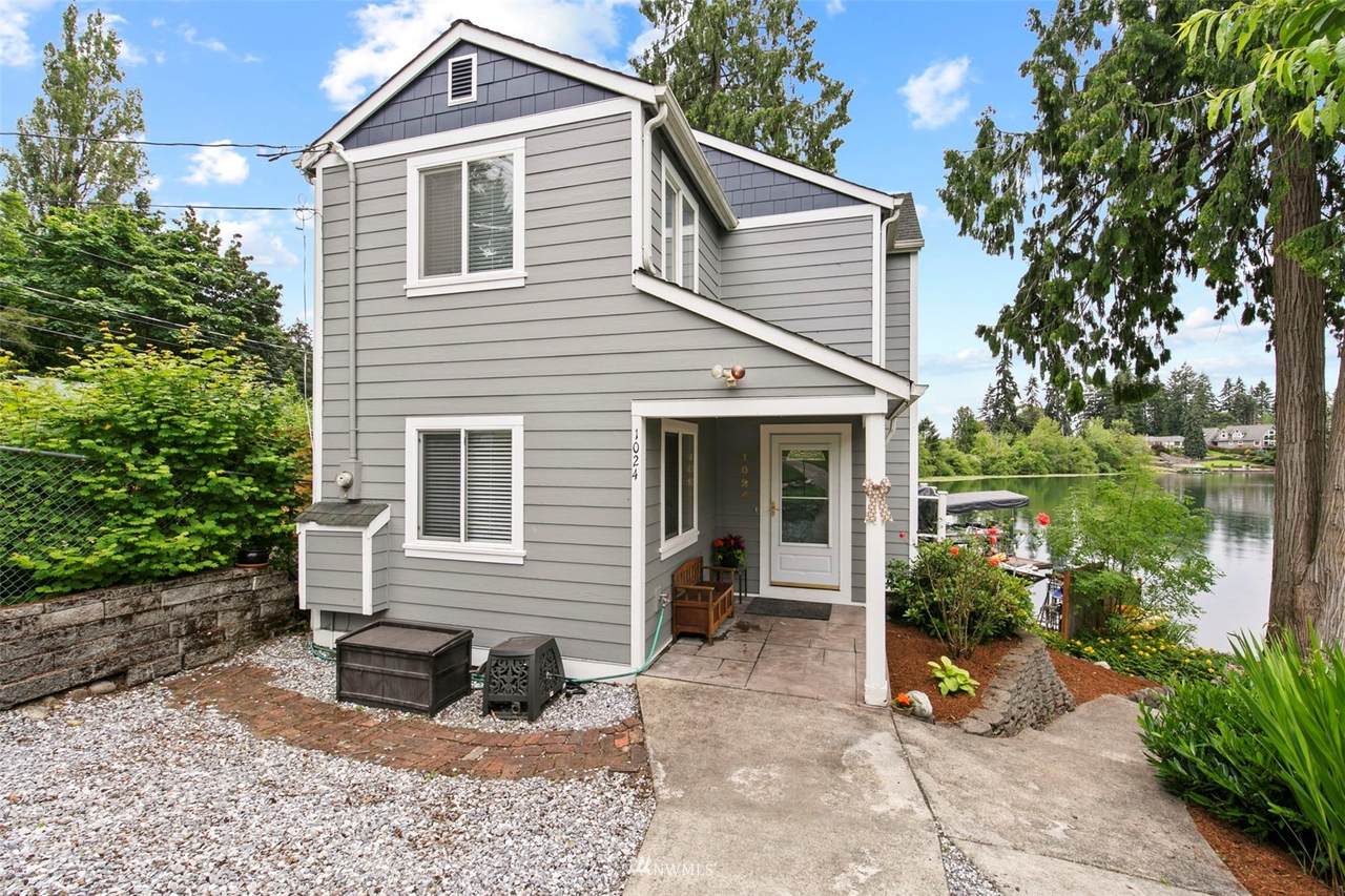 1024 152nd Street - Photo 1