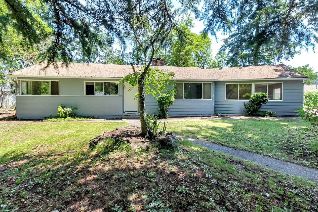 12827 Glenwood Avenue - Photo 1