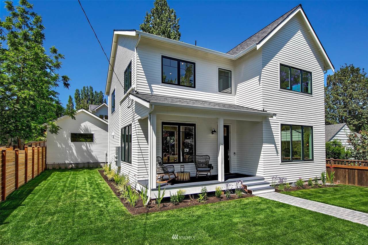 10419 41st Avenue - Photo 1