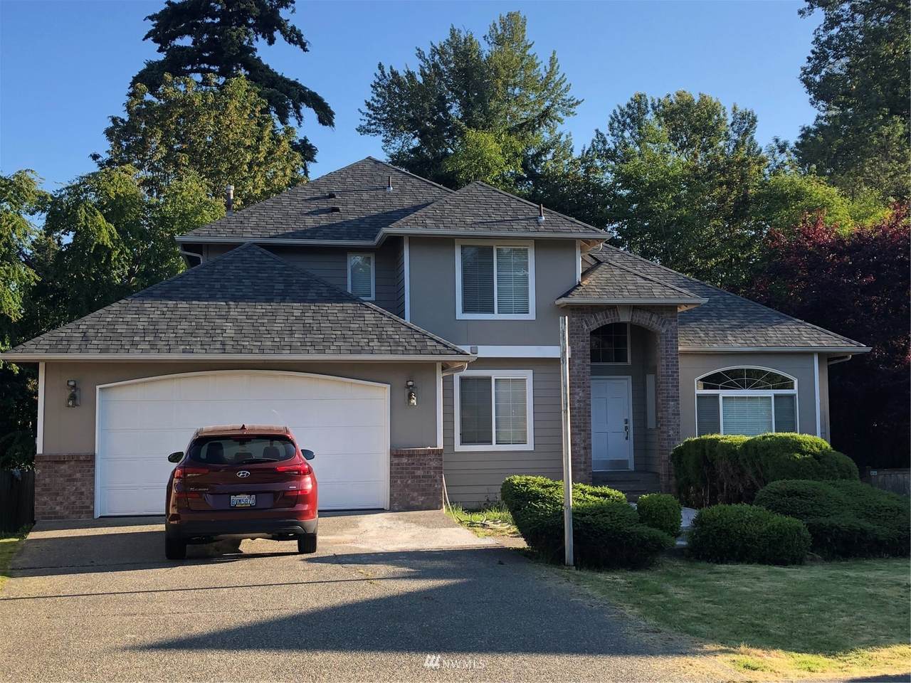 1635 370th Pl - Photo 1
