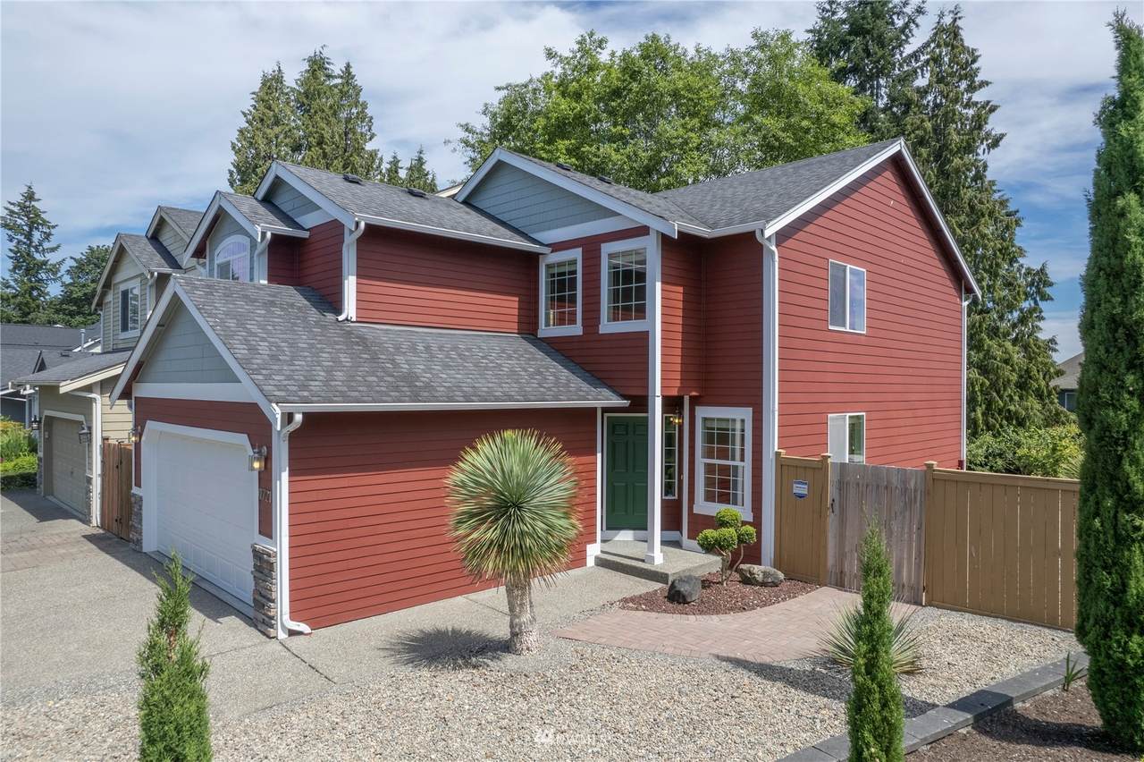 11721 59th Avenue - Photo 1