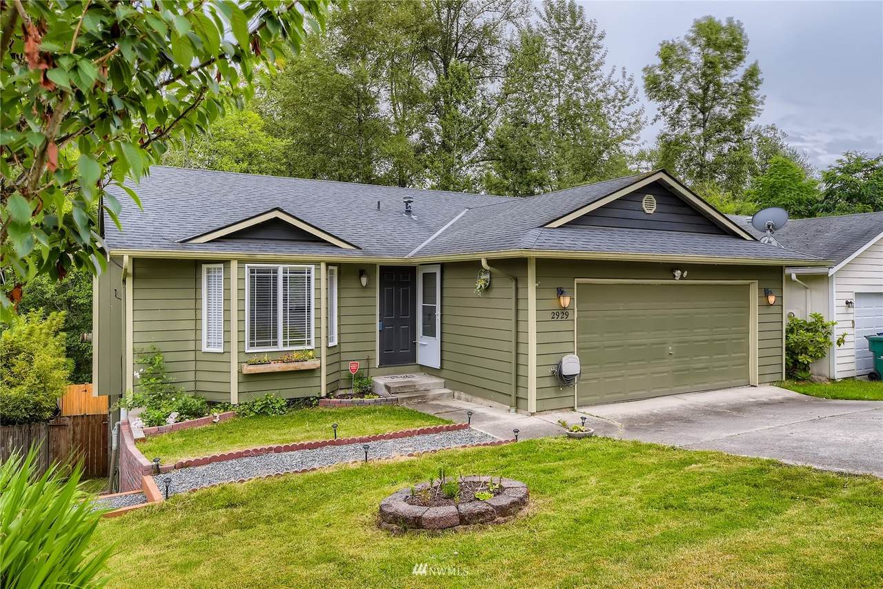 2929 Lake Drive - Photo 1