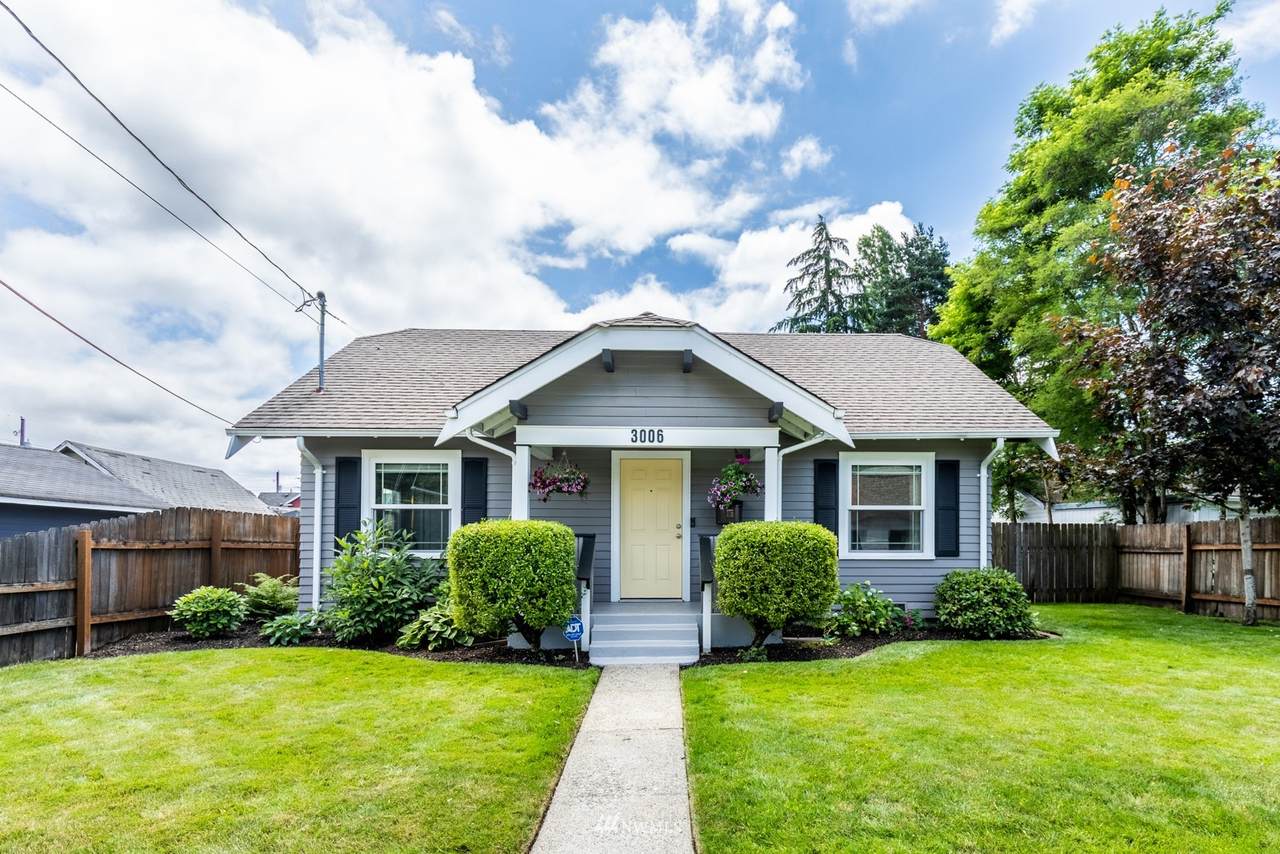 3006 64th Street - Photo 1