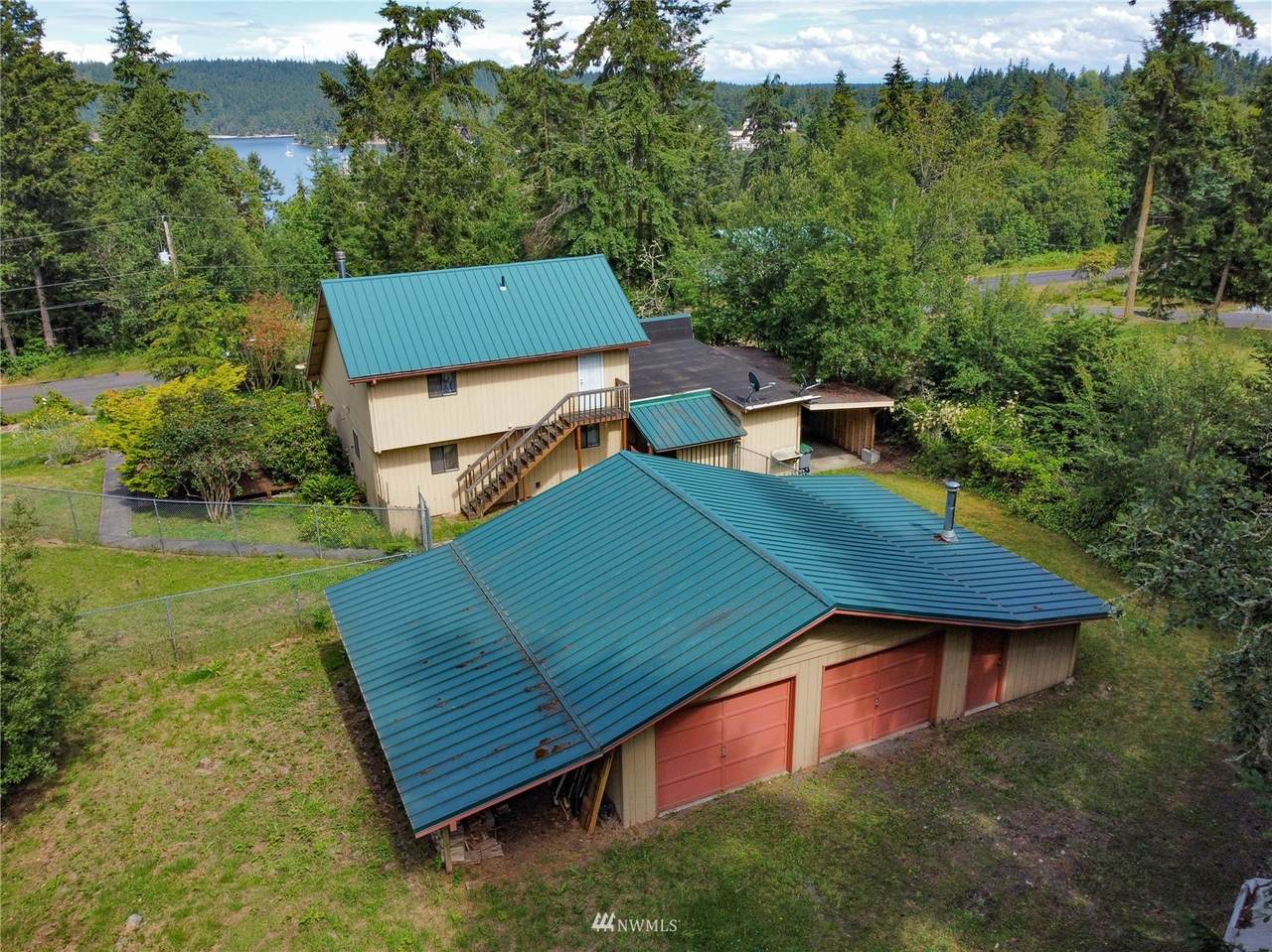 140 Lylus Lane - Photo 1
