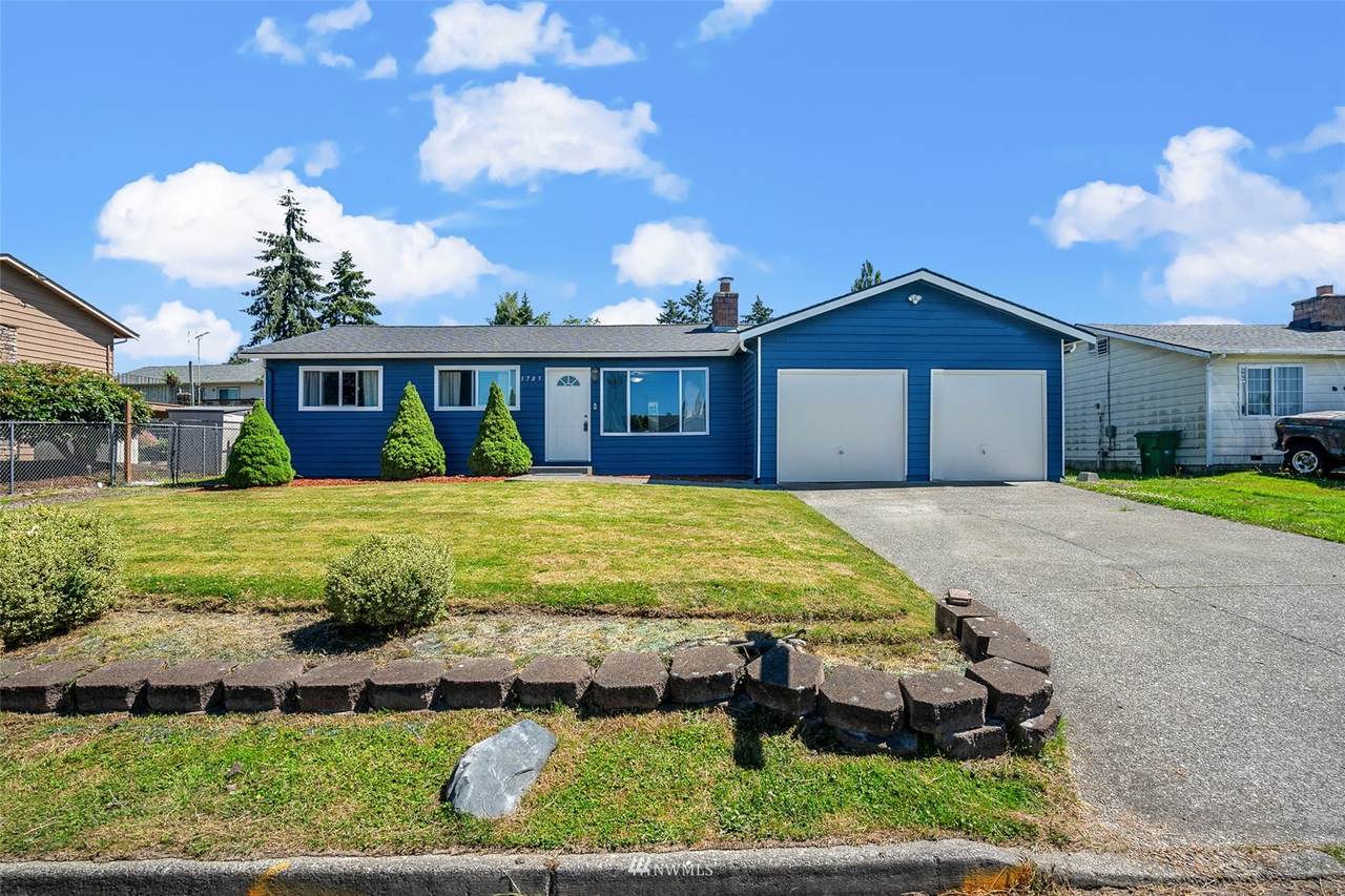 5705 60th Drive - Photo 1