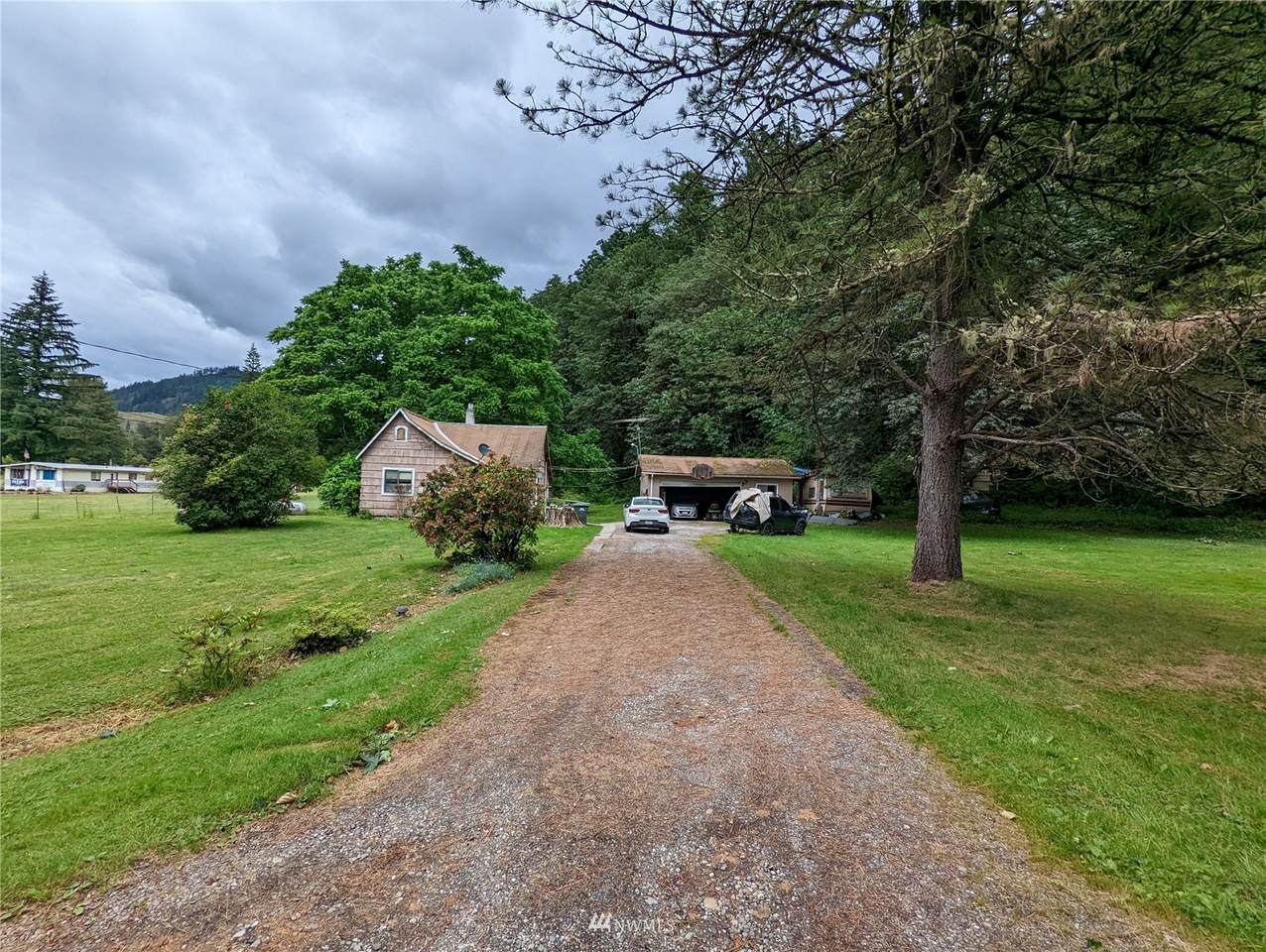 5394 Mosquito Lake Road - Photo 1