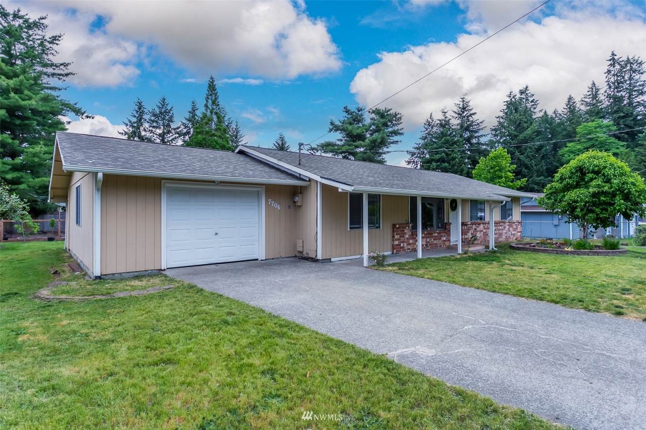 7706 50th Avenue - Photo 1