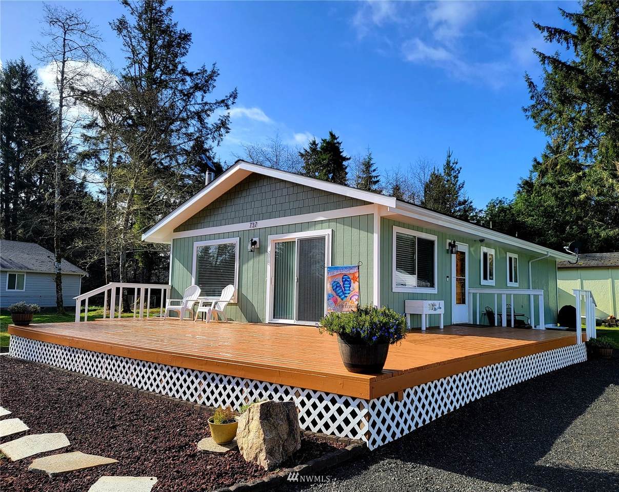 737 Wood Duck Avenue - Photo 1
