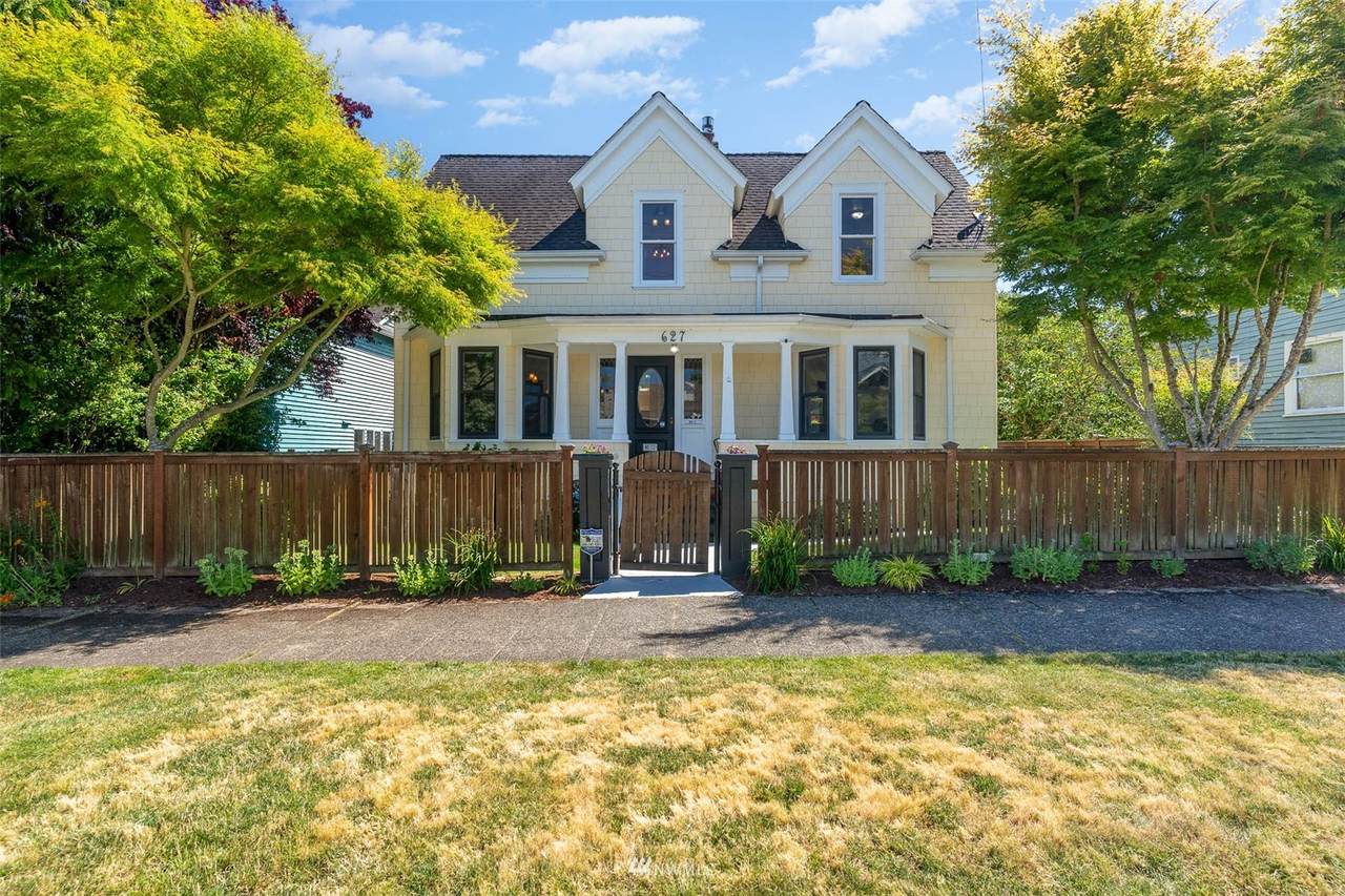 627 81st Street - Photo 1