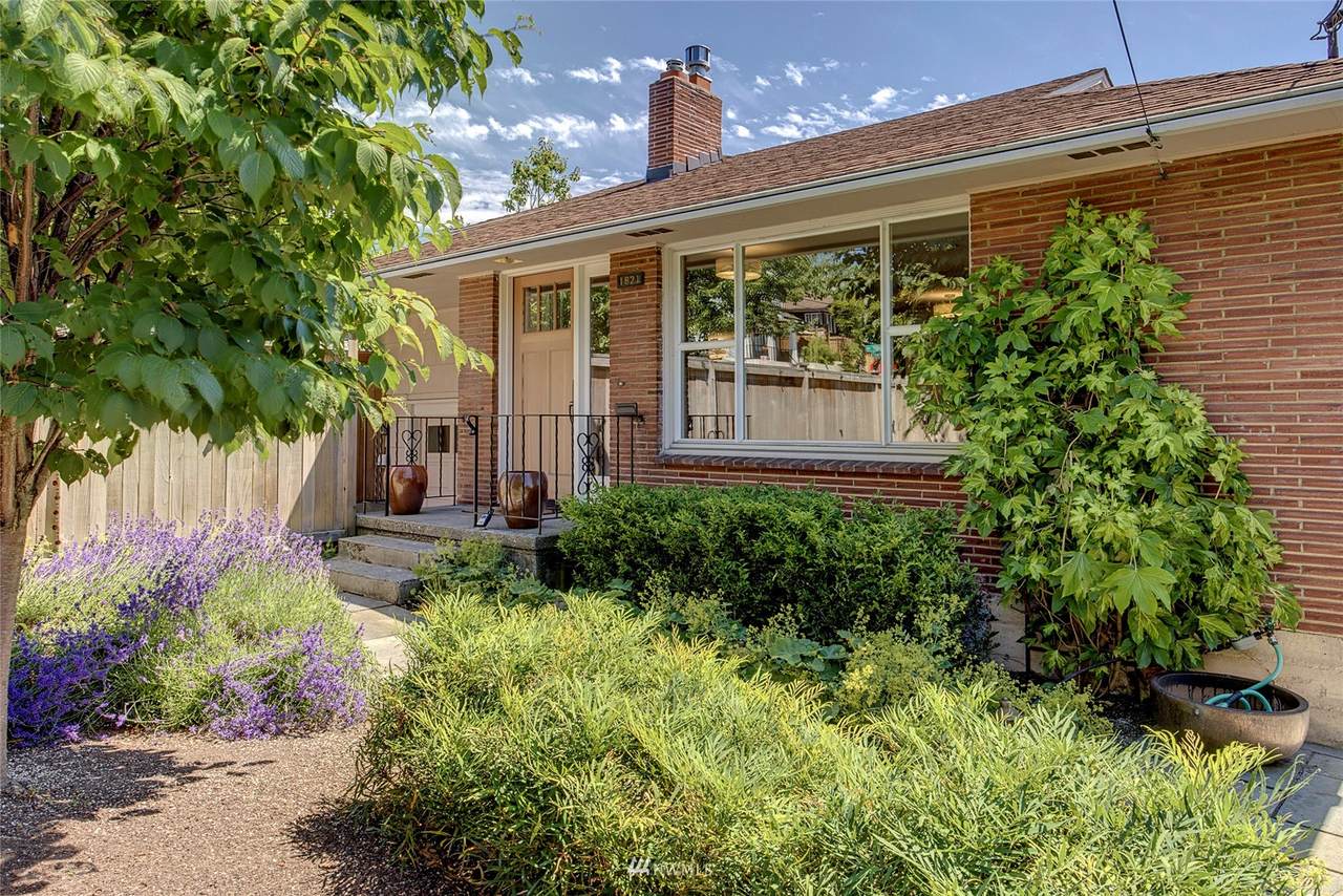 1821 80th Street - Photo 1