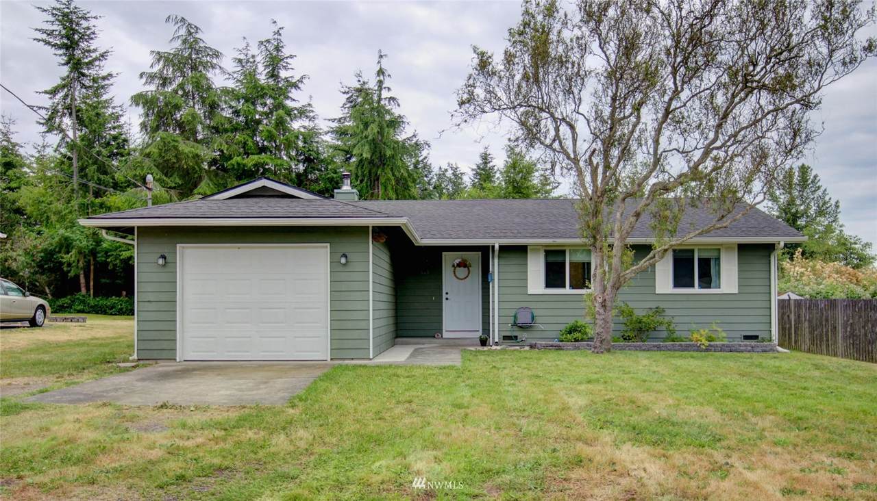 535 Salal Street - Photo 1