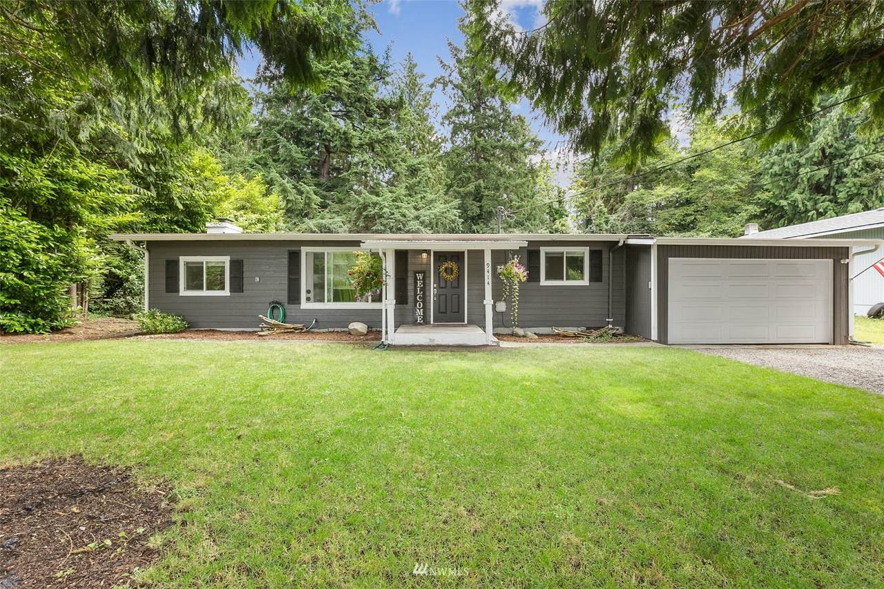 9414 202nd Avenue - Photo 1