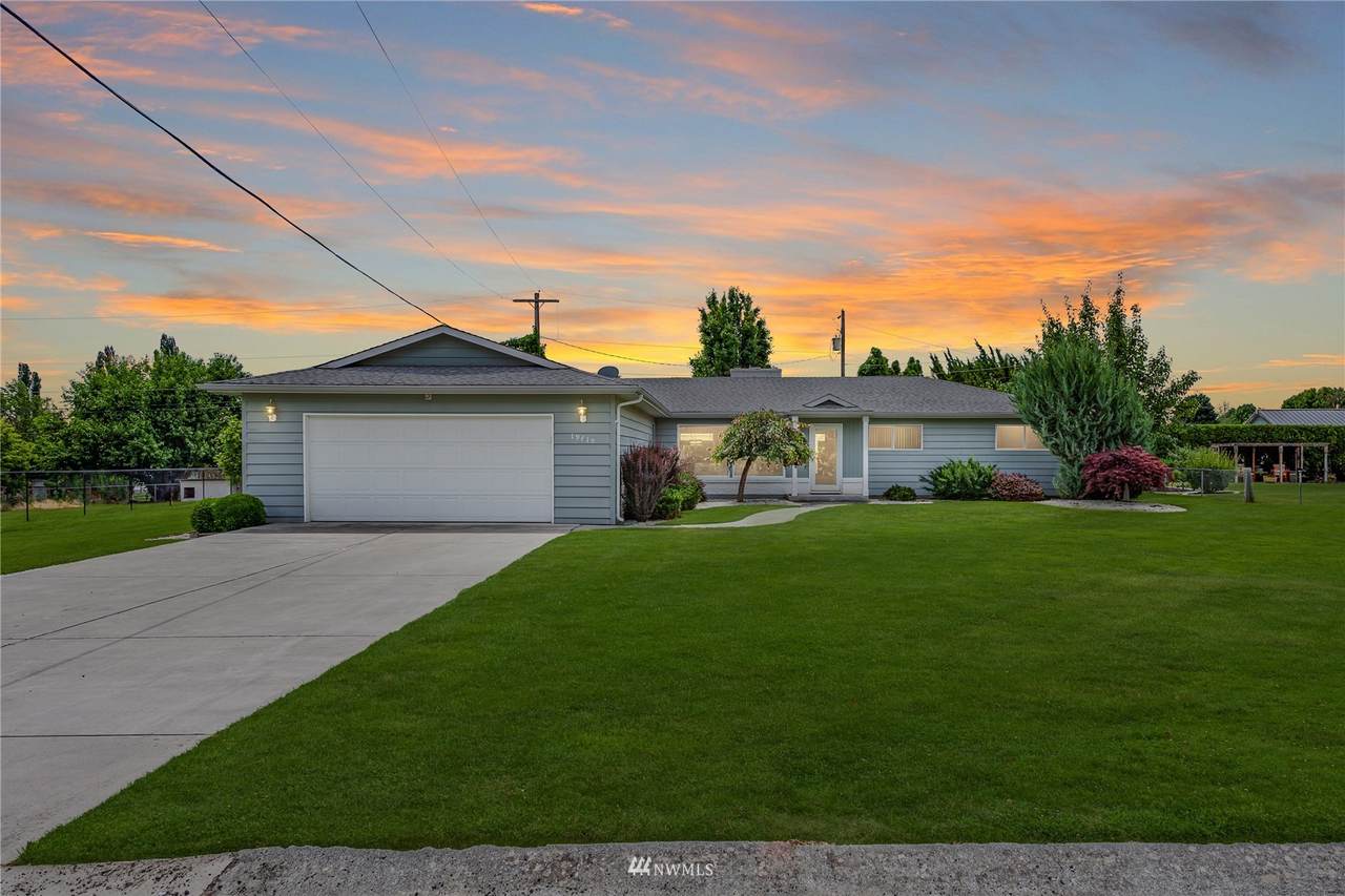 19619 Braeburn Drive - Photo 1