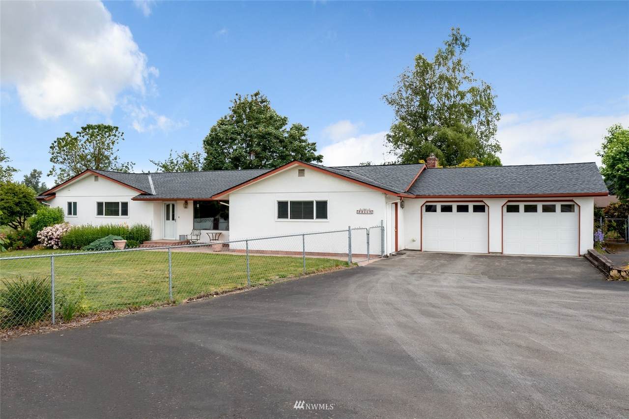 38005 192nd Avenue - Photo 1
