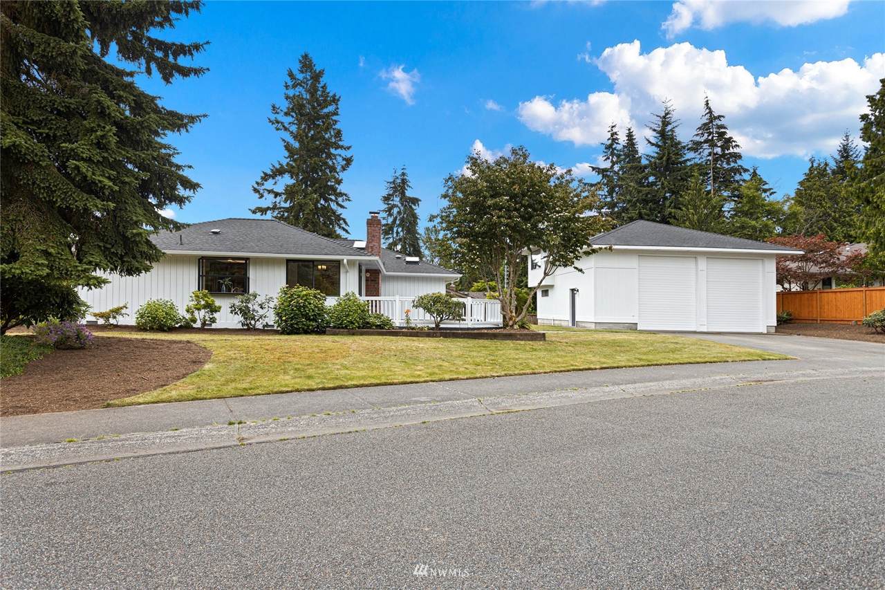 13922 23rd Avenue - Photo 1