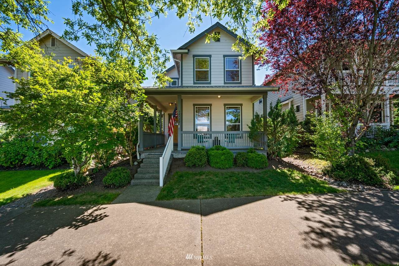 34729 Ridge Street - Photo 1