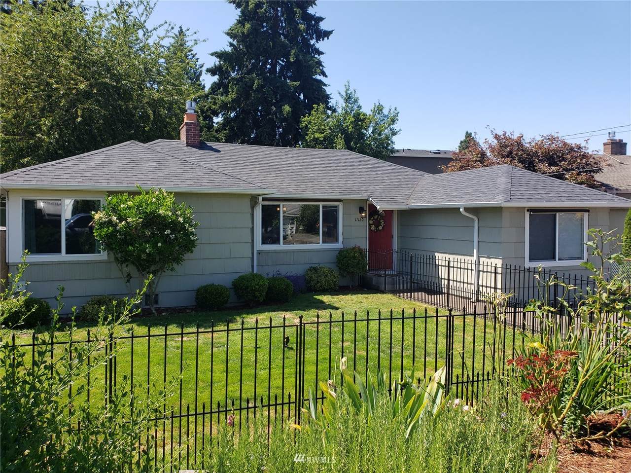 11125 Cornell Avenue - Photo 1
