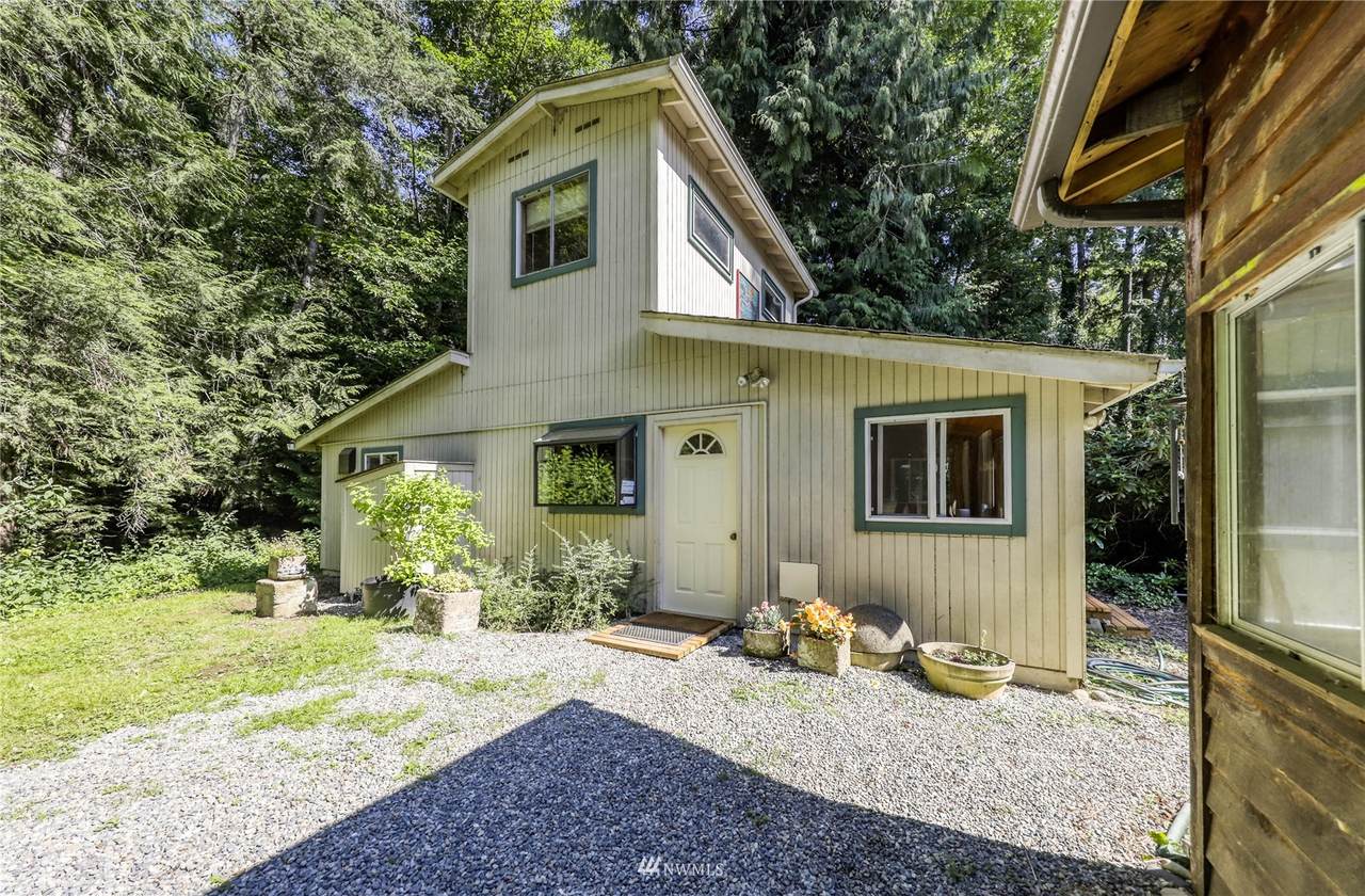 9137 Clare Lane - Photo 1