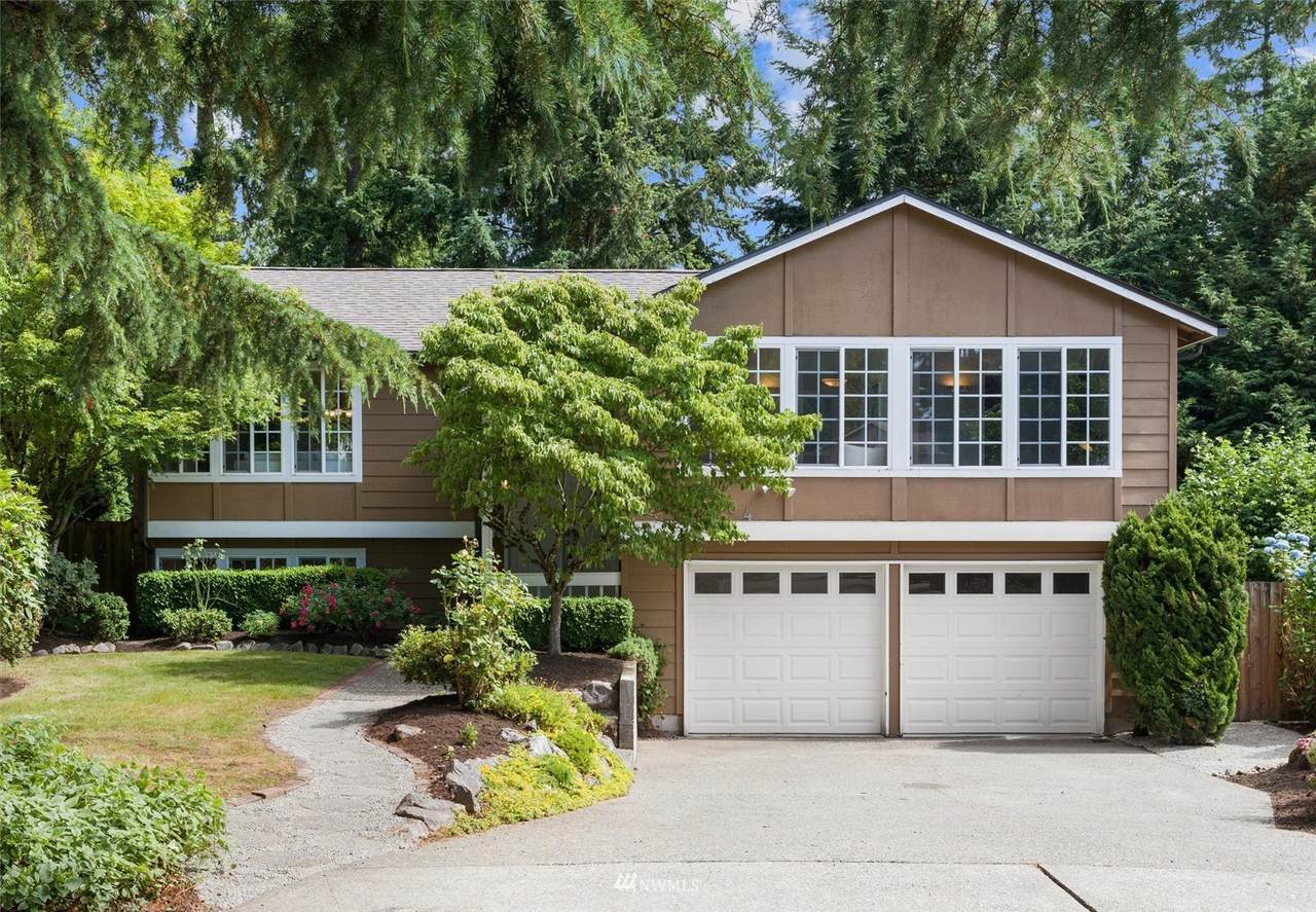 9204 139th Street - Photo 1