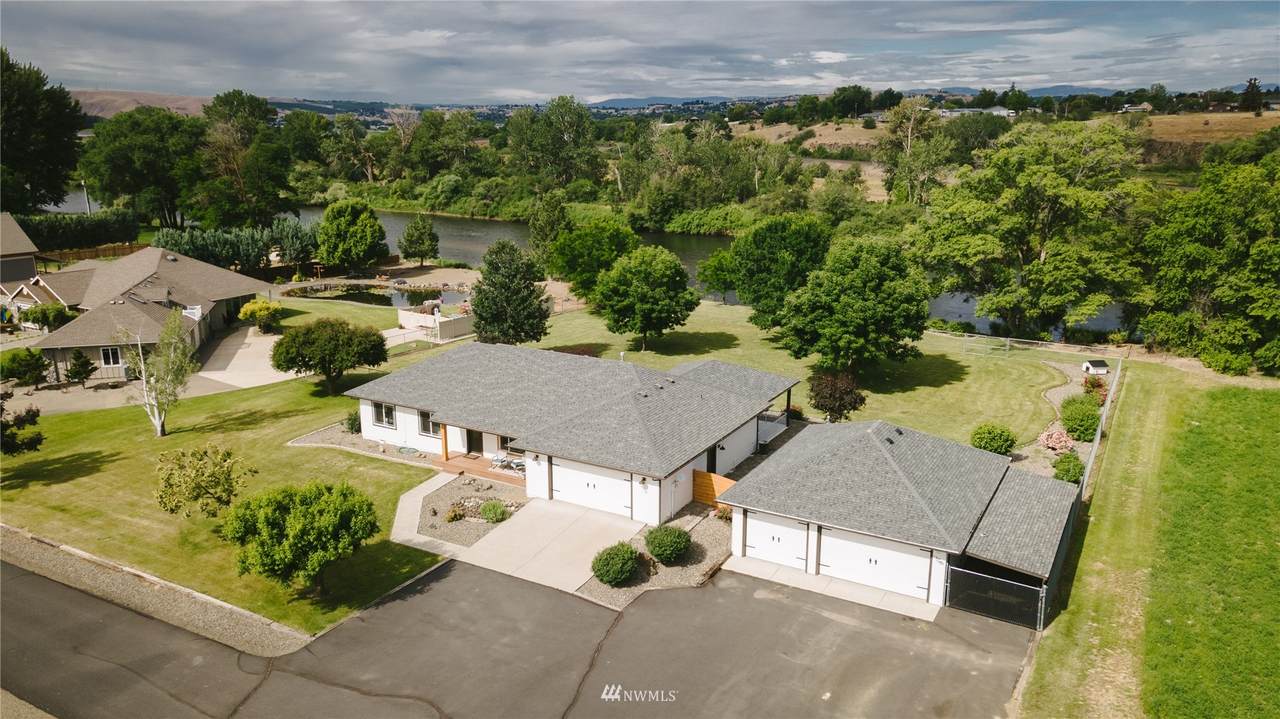 250 Rivers Edge Lane - Photo 1