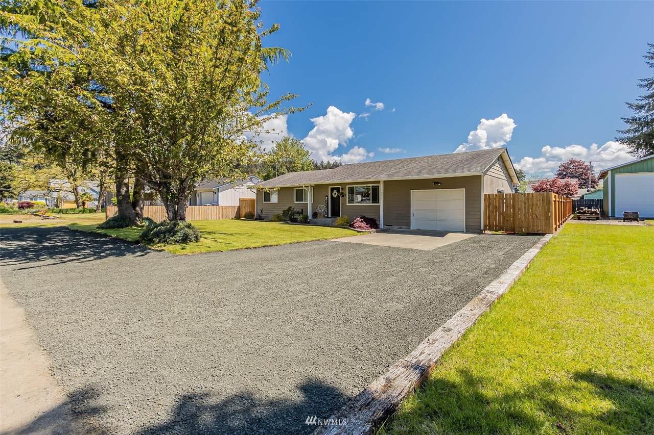 524 12th Street - Photo 1