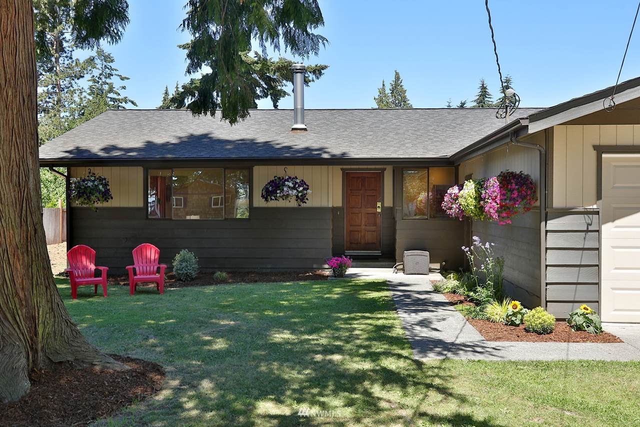 2761 Sun Vista Circle - Photo 1