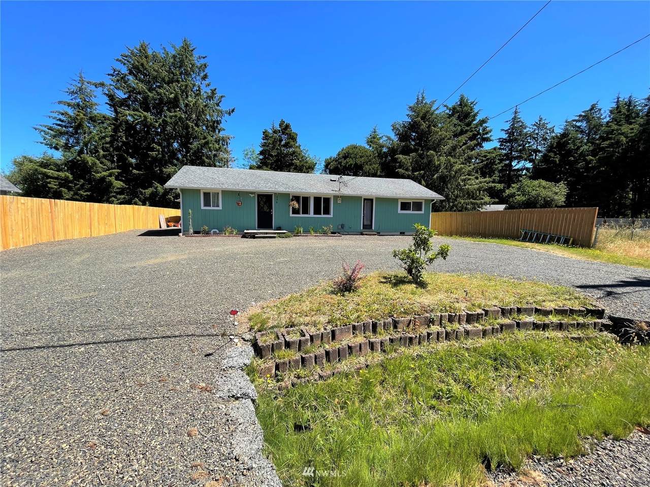 436 Lotloh Street - Photo 1