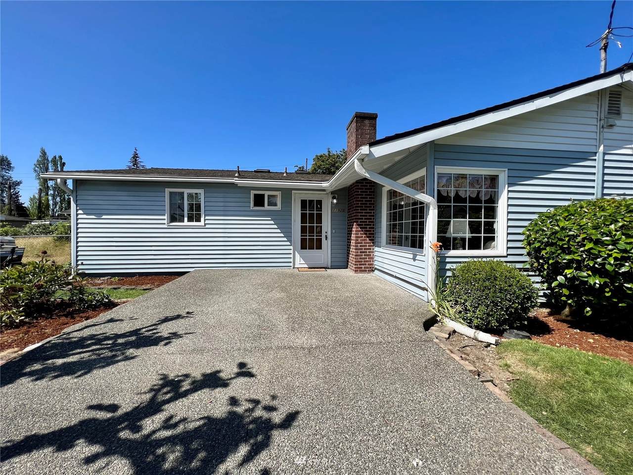 11925 169th Place - Photo 1
