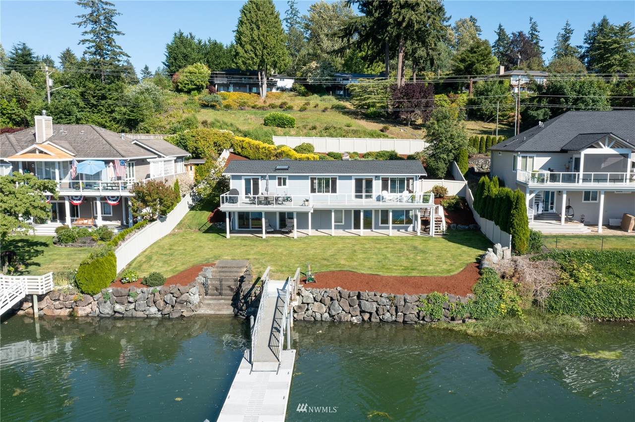 7702 Ray Nash Drive - Photo 1