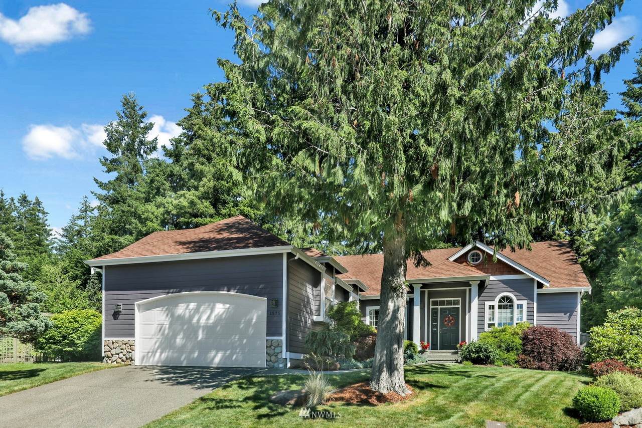 1975 Springfield Court - Photo 1