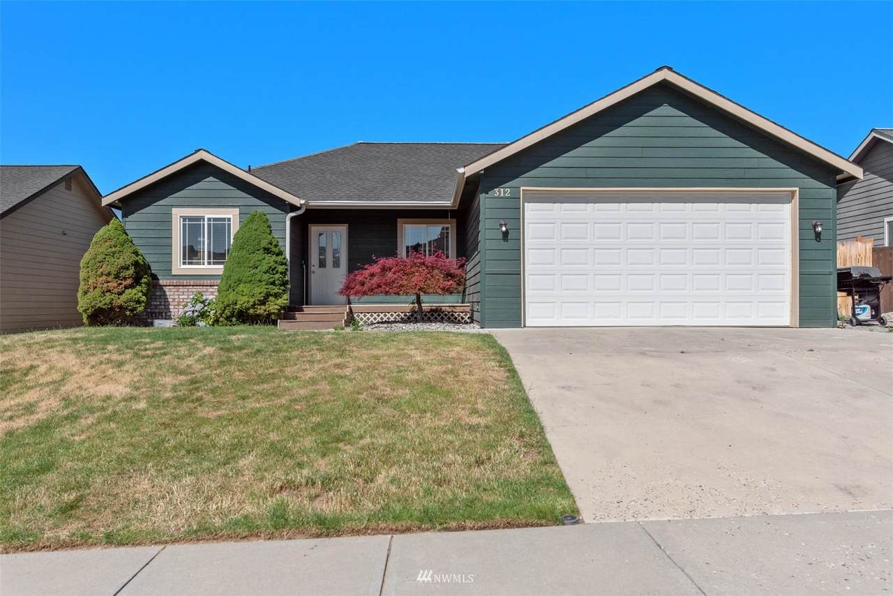 312 Mary Lane - Photo 1