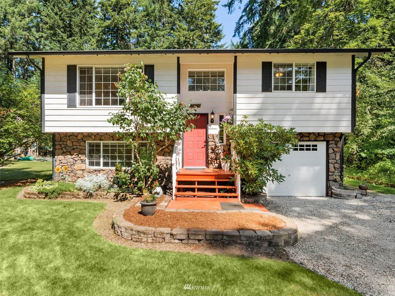 6510 188th Avenue - Photo 1