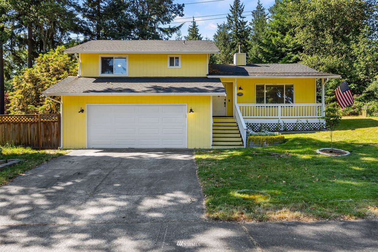 420 Volesky Drive - Photo 1