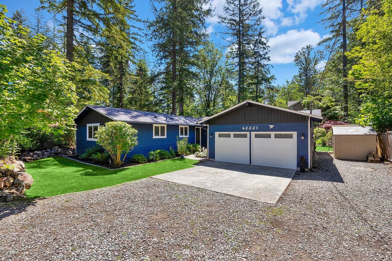 42221 168th Street - Photo 1