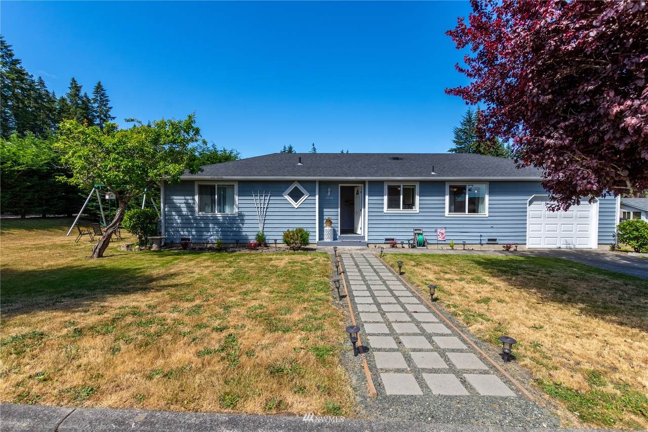 2606 Cherry Street - Photo 1