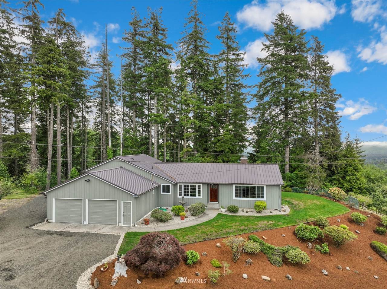 821 Reynvaan Drive - Photo 1