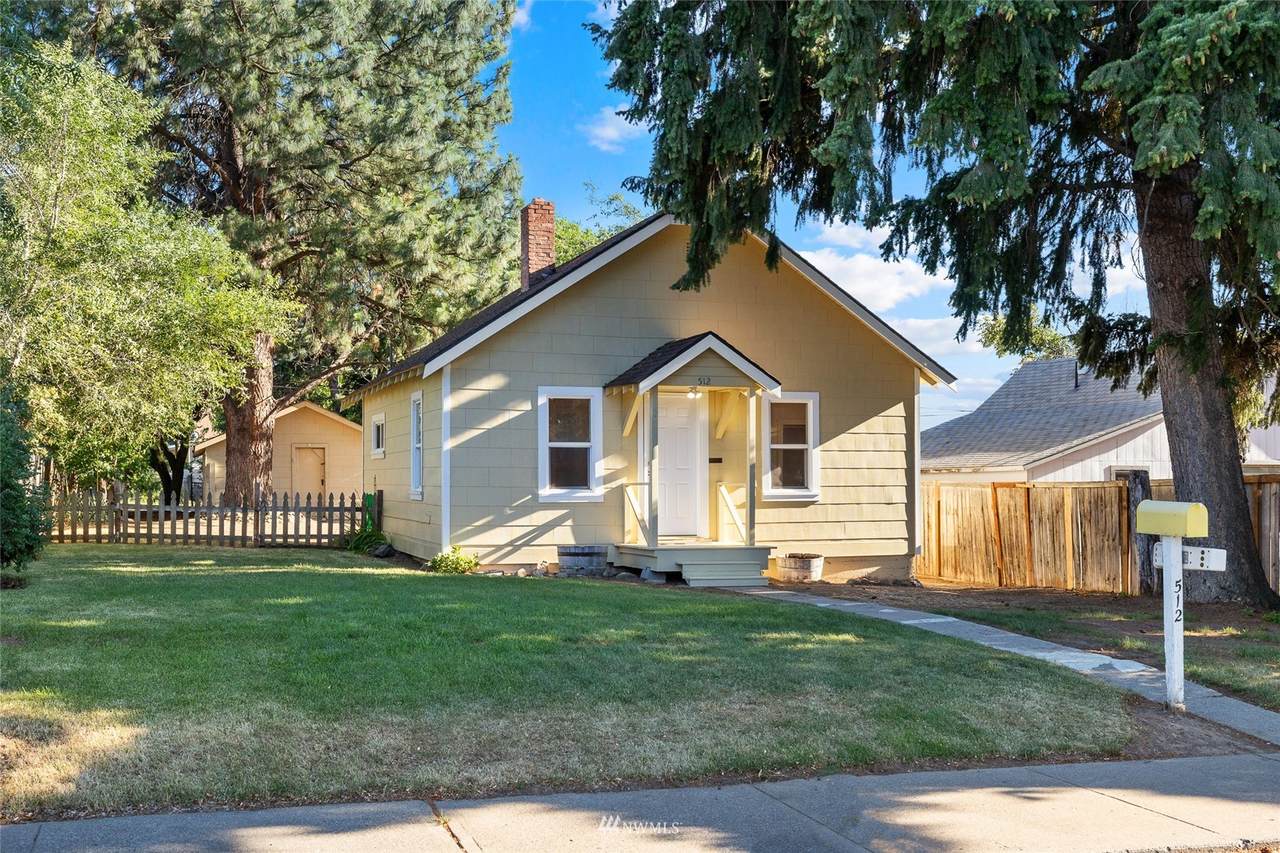 512 10th Avenue - Photo 1