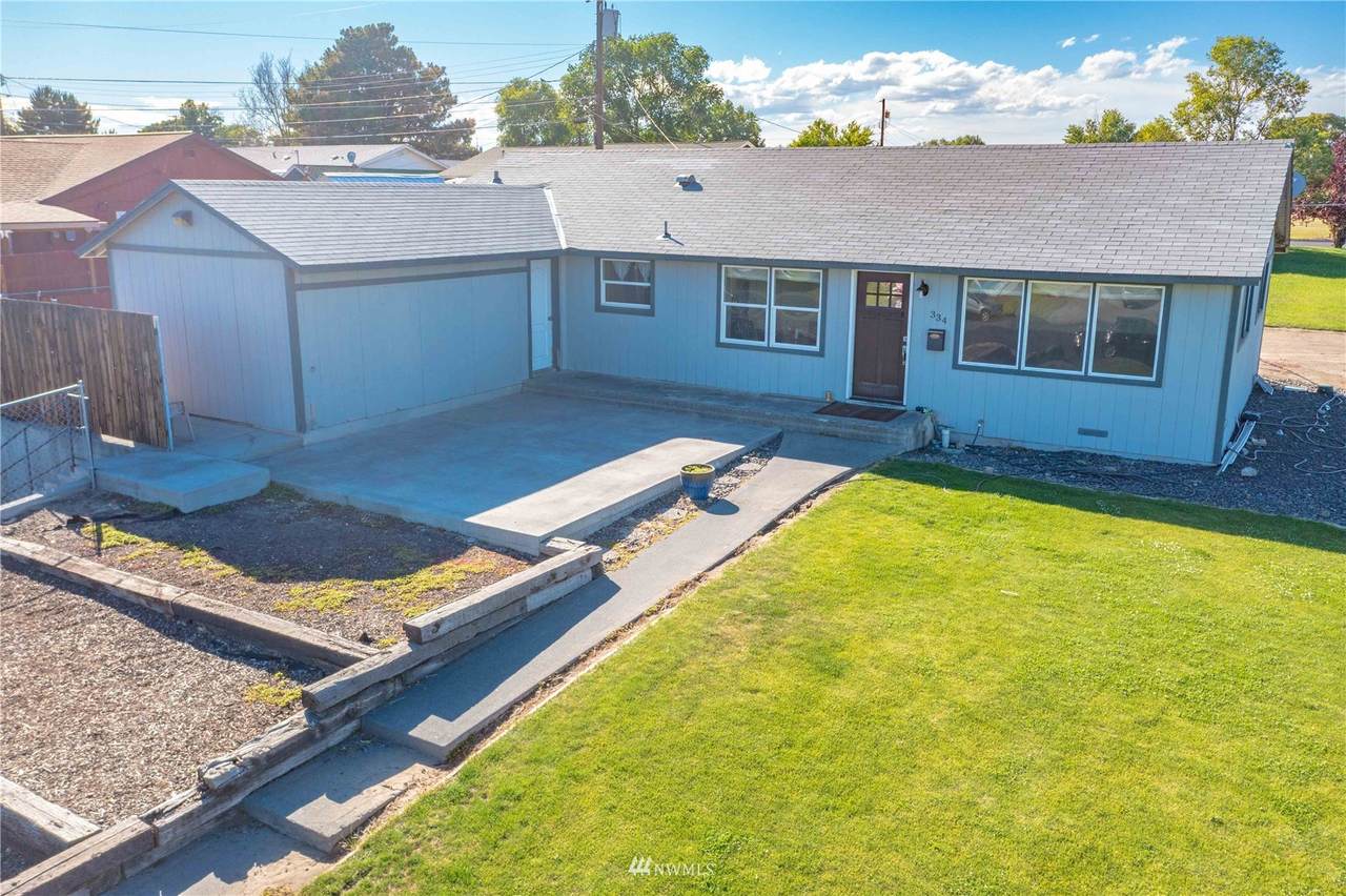 334 Clark - Photo 1