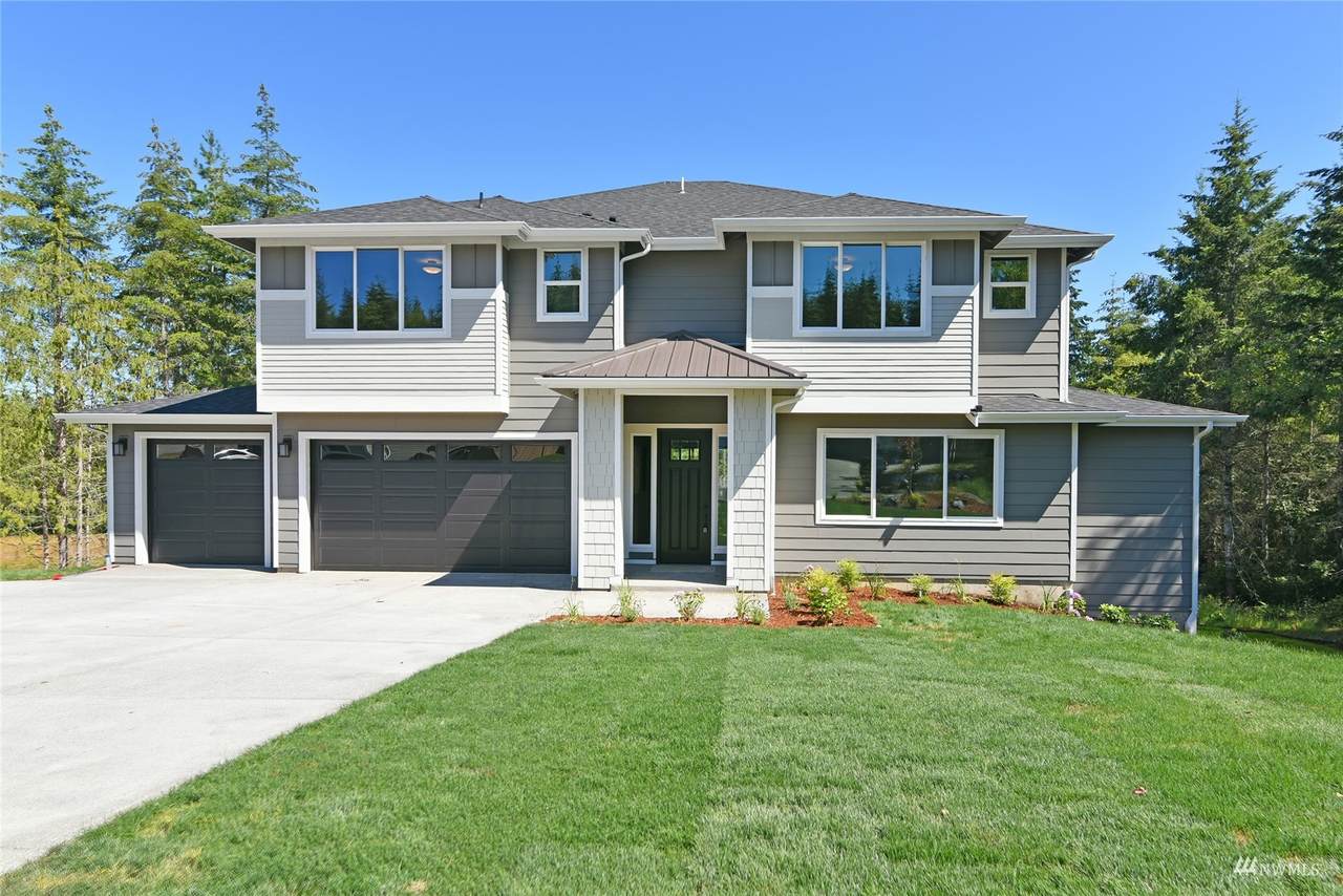 5500 Muddy Paws Court - Photo 1