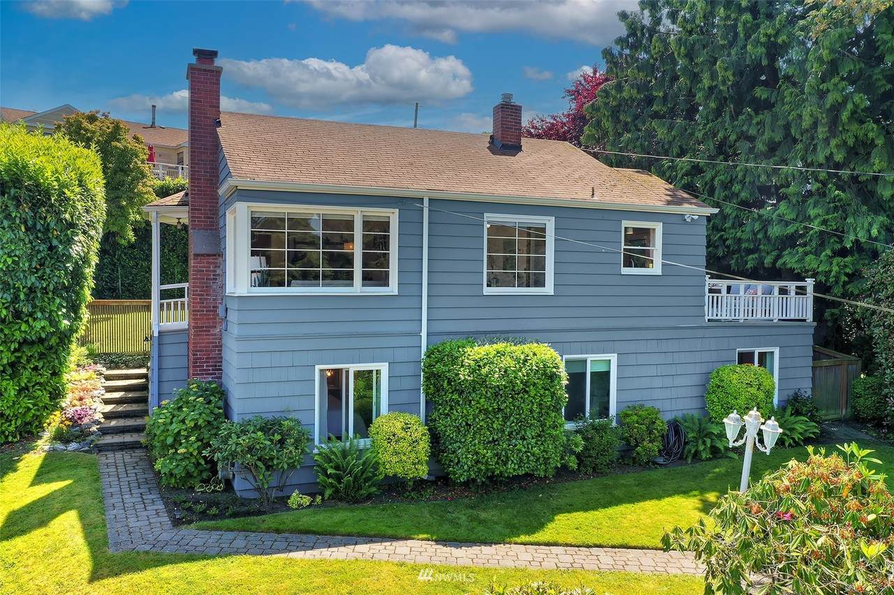 9620 26th Avenue - Photo 1