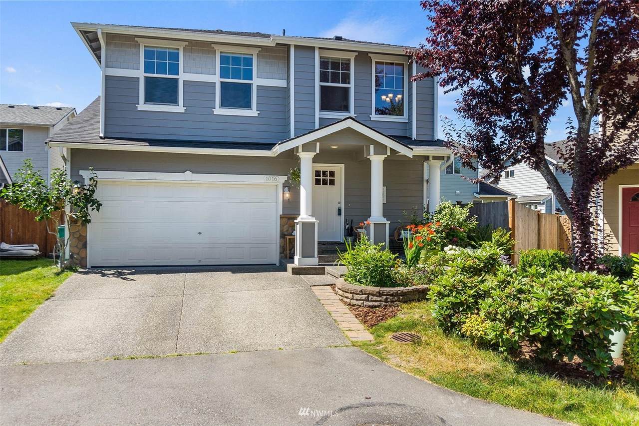 1016 186th Street - Photo 1
