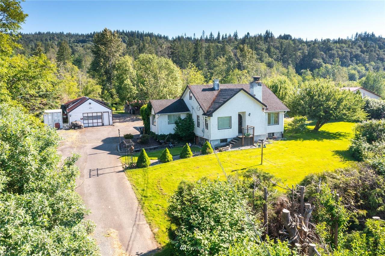 2219 Mt Baker Highway - Photo 1