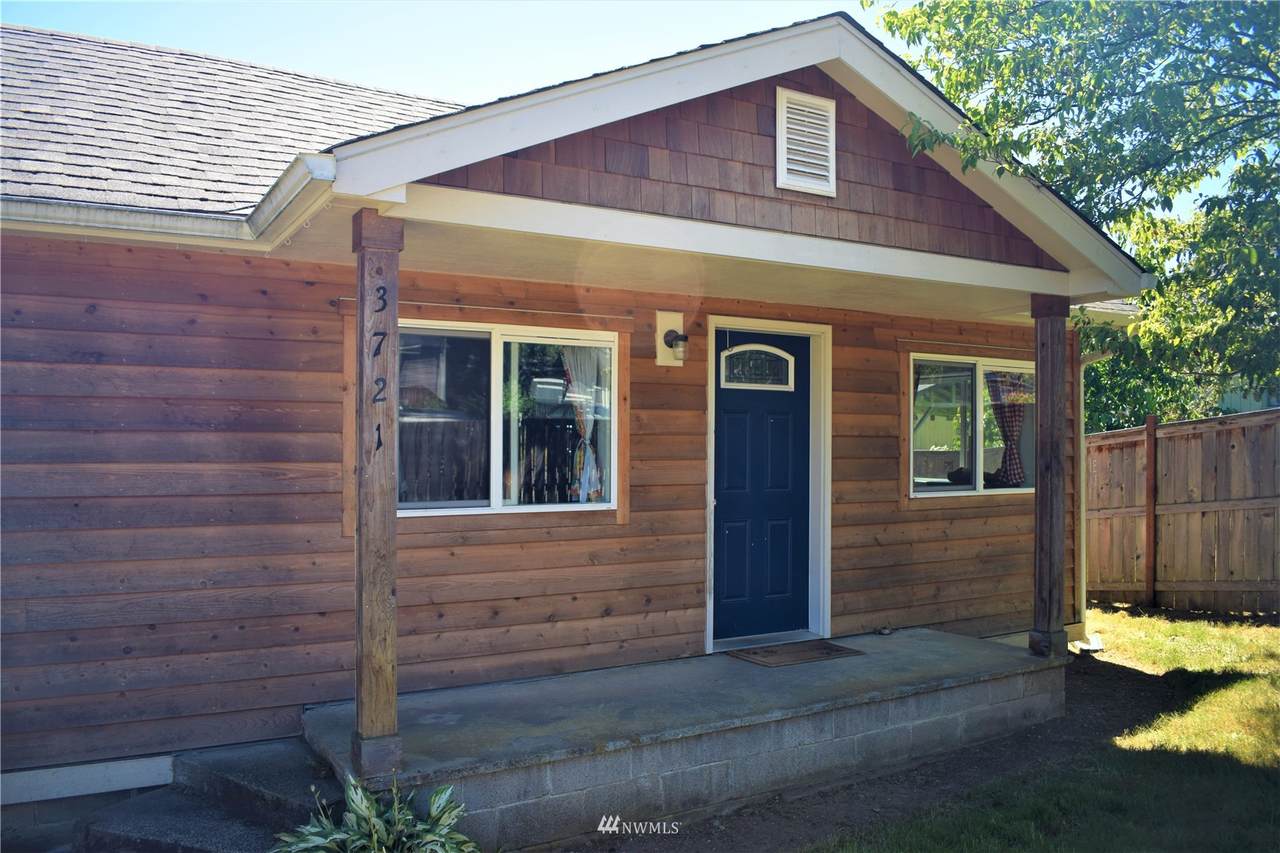 3721 E Street - Photo 1